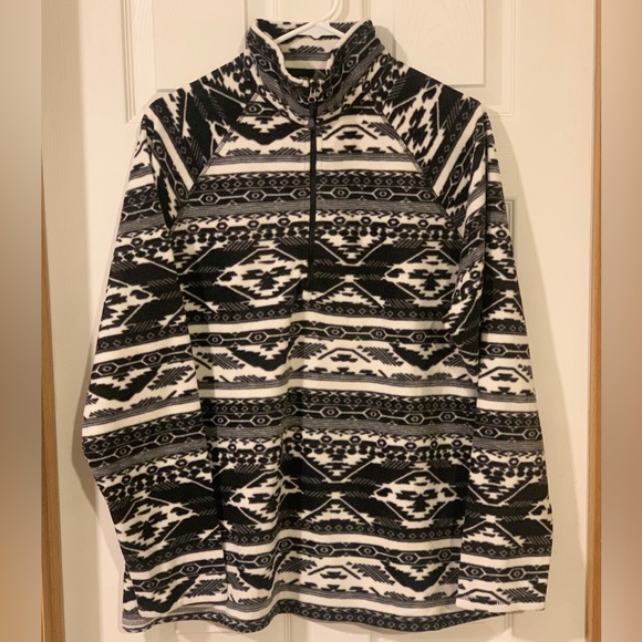 Black and White Aztec fleece 1/4 zip - Picture 1 of 2